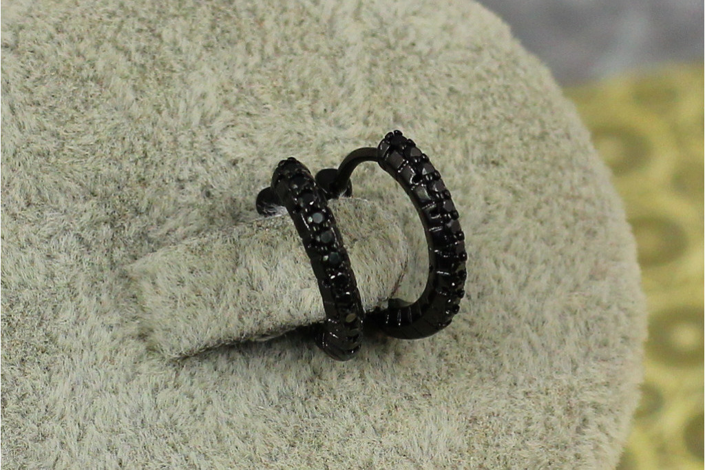 Серьги Xuping Jewelry тонкая дорожка с камнями с покрытием блэк ган 1,3 см черные