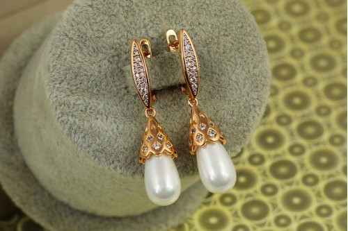 Сережки підвіски Xuping Jewelry Крапля кохання з перлами 4 см золотисті