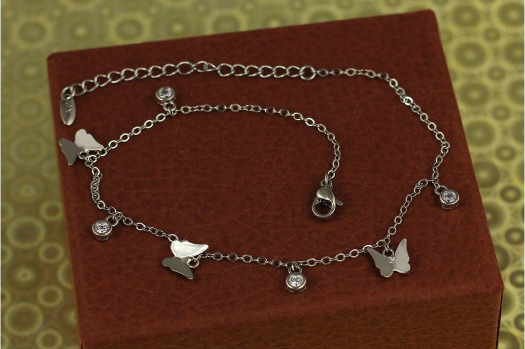 Браслет Xuping Jewelry на ногу бабочки и камешки 29 серебристый