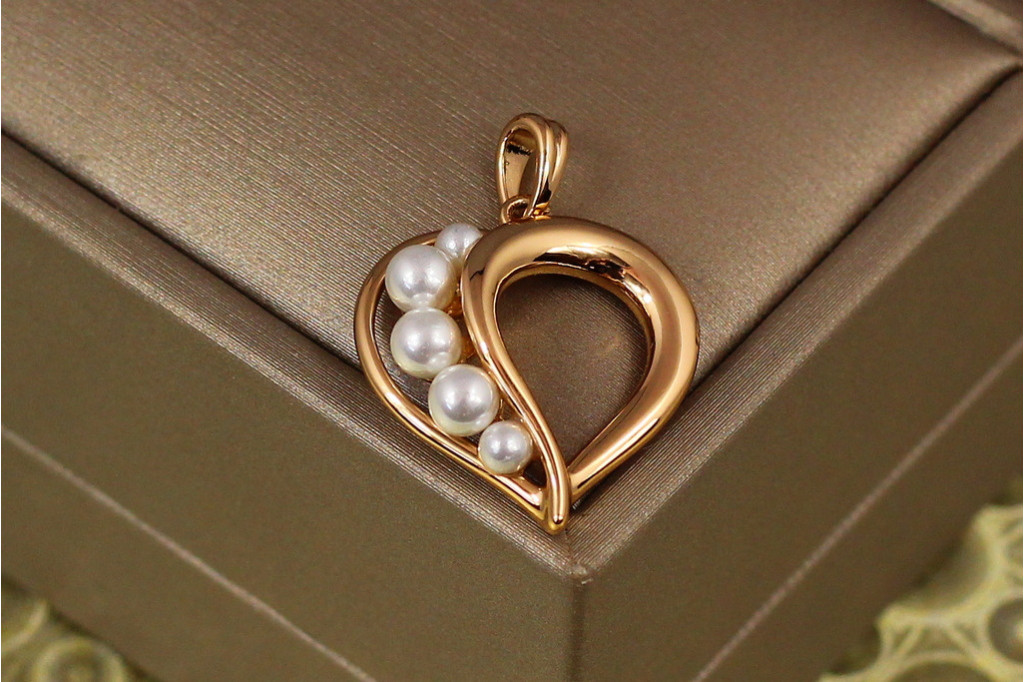 Кулон Xuping Jewelry Импульс с пятью жемчужинами 2,2 см золотистый