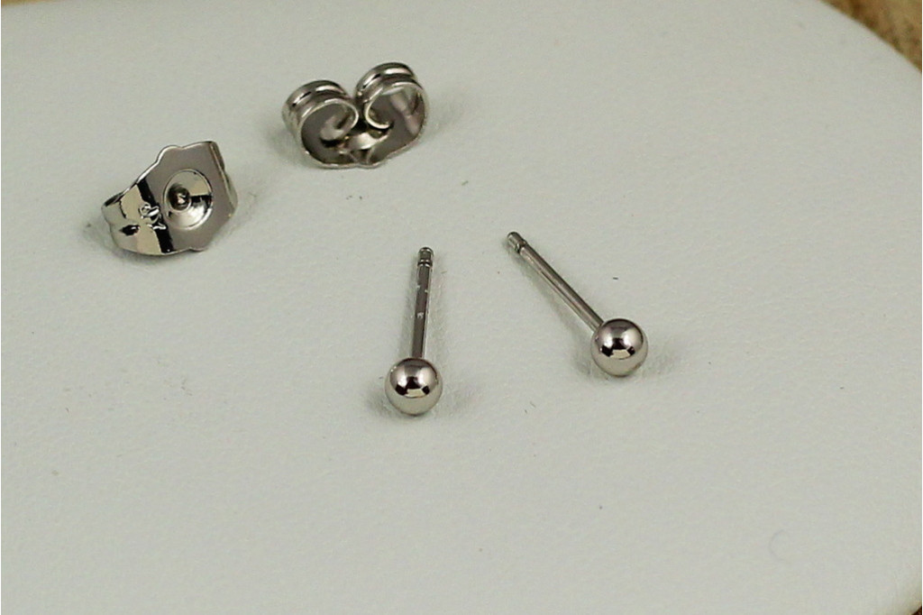 Серьги гвоздики Xuping Jewelry шарики 3 мм серебристые