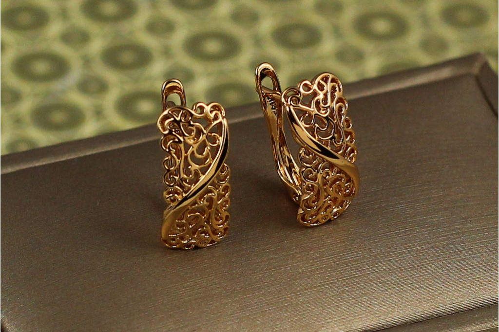Серьги Xuping Jewelry выгнутый прямоугольник с узором змейка 1.8 см золотистые