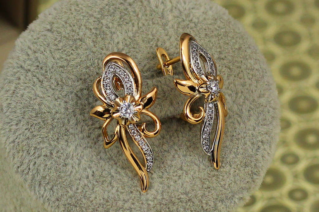 Сережки Xuping Jewelry Фокус з родієм 1.1 см золотисті