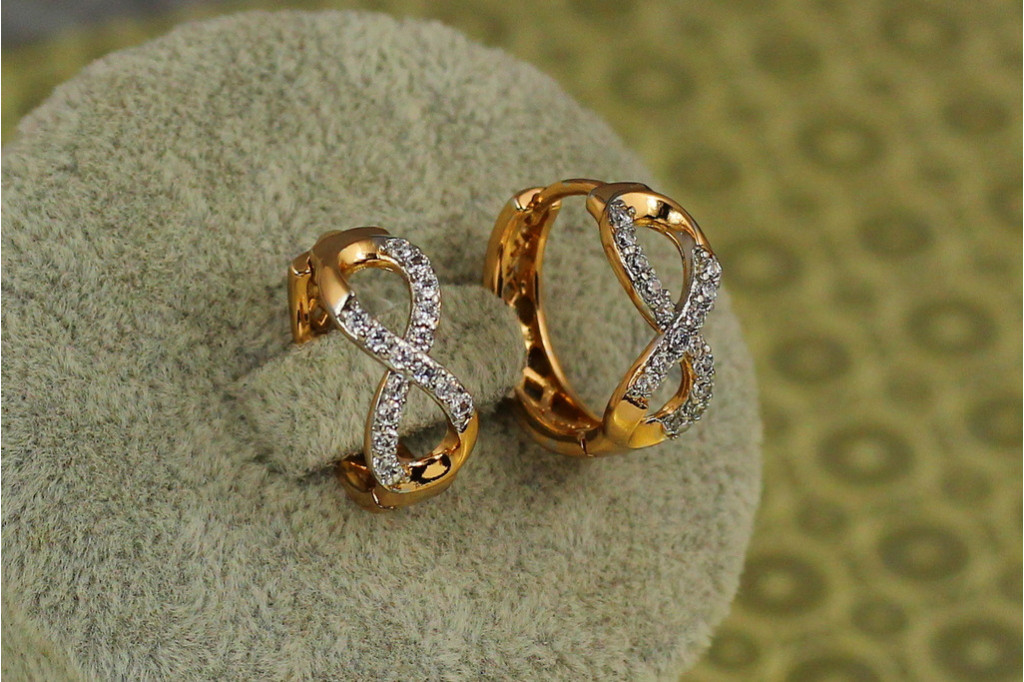 Серьги  Xuping Jewelry Восьмерки с родием 1.8 см золотистые