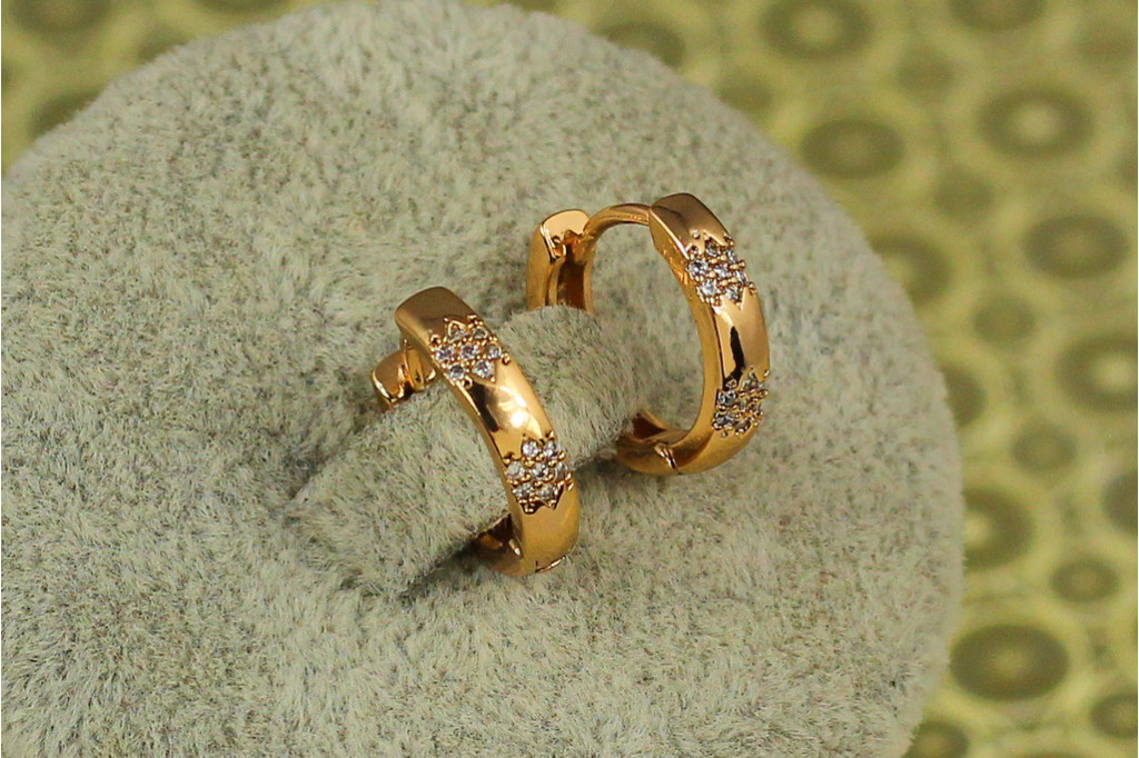 Серьги кольца Хuping Jewelry гладкие Кардио 1,4 см золотистые