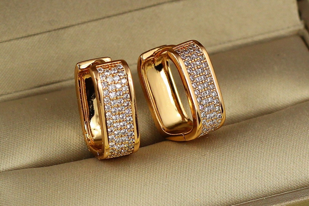 Серьги Xuping Jewelry квадратные колечки 1.8 см золотистые
