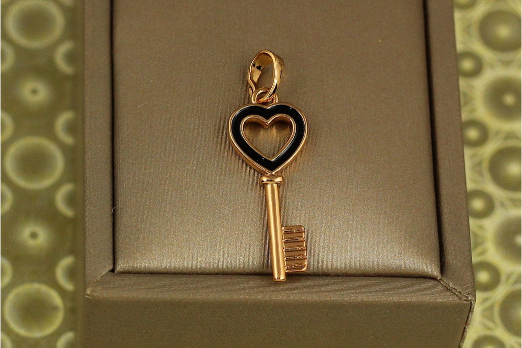 Кулон Xuping Jewelry ключик с чернением 2,7 см золотистый