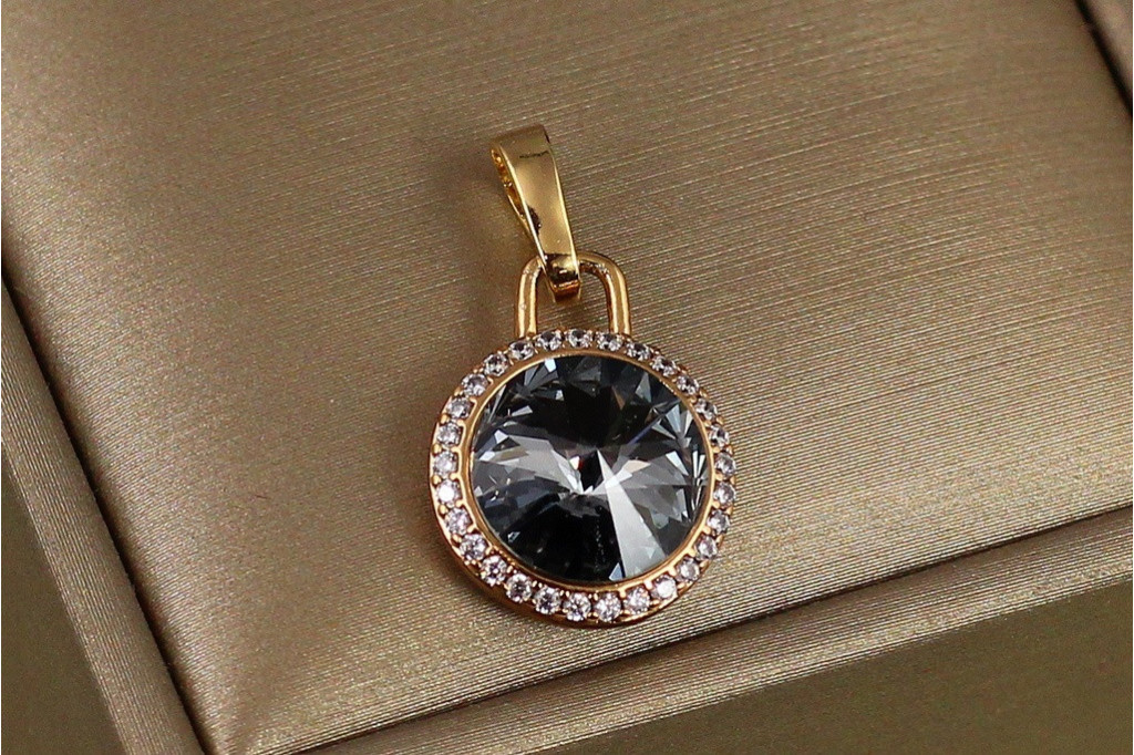 Кулон Xuping Jewelry сваровски черный с фианитами по кругу 1,4 см золотистый