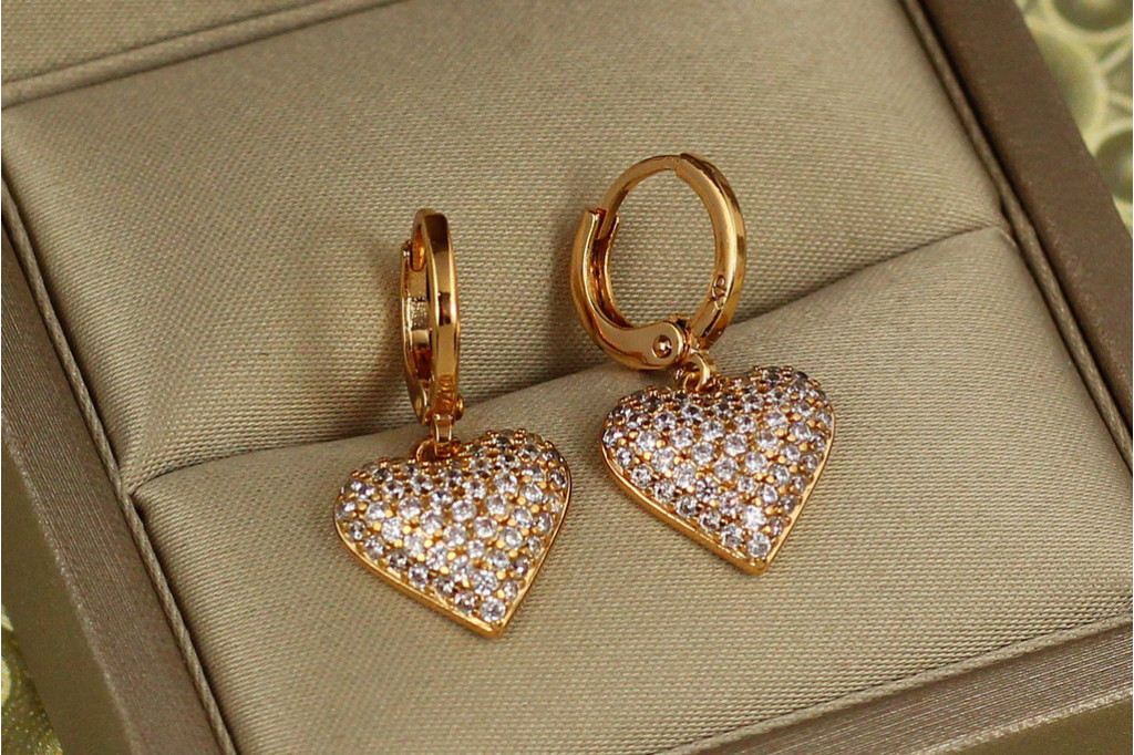 Сережки підвіски Xuping Jewelry серце з дрібними фіанітами 2,4 см золотисті