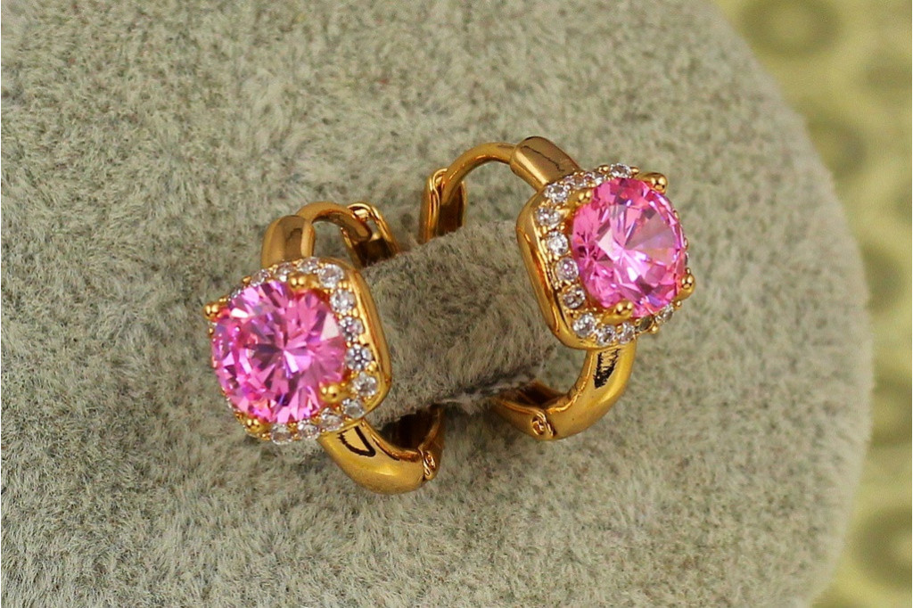 Серьги Xuping Jewelry принц с розовым камнем 1.5 см золотистые
