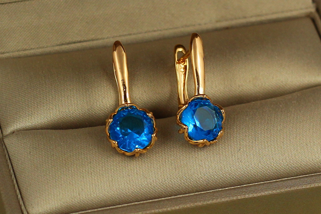 Серьги  Xuping Jewelry величавая простота с голубым камнем 2.3 см золотистые