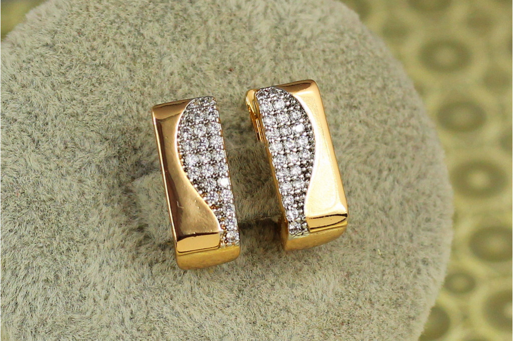 Сережки Xuping Jewelry Спектакль з родієм 1,7 см золотисті
