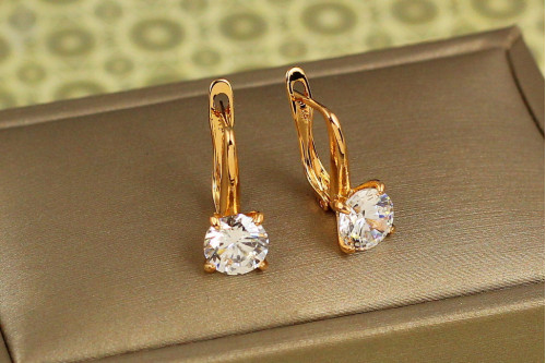 Сережки Xuping Jewelry солістка з білим каменем 1,7 см золотисті