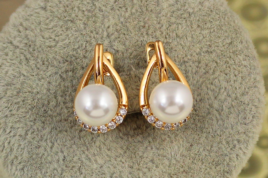 Серьги Xuping Jewelry вершина с жемчугом 1,3 см золотистые