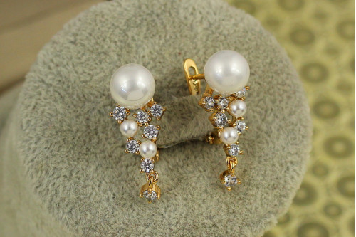 Сережки Xuping Jewelry спалах з танцюючим фіанітом 2,4 см золотисті