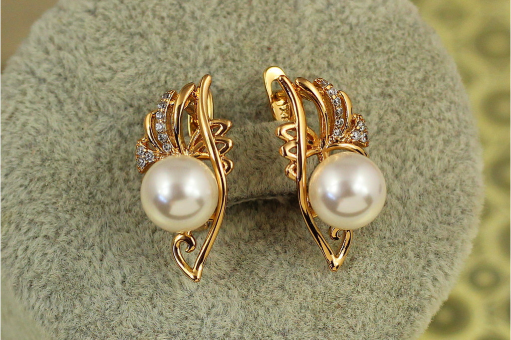 Серьги Xuping Jewelry попурри с жемчугом 2,2 см золотистые