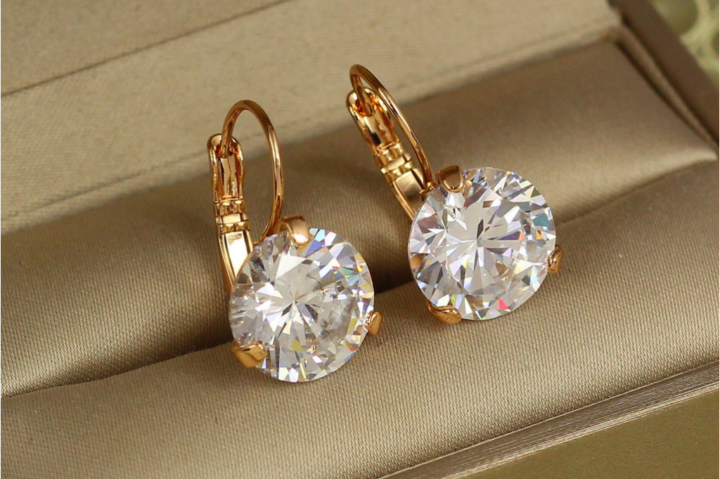 Сережки Xuping Jewelry акапелла з каменем 2,1 см золотисті