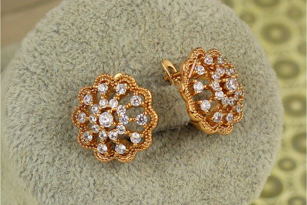 Сережки Xuping Jewelry сакура 1,7 см золотисті