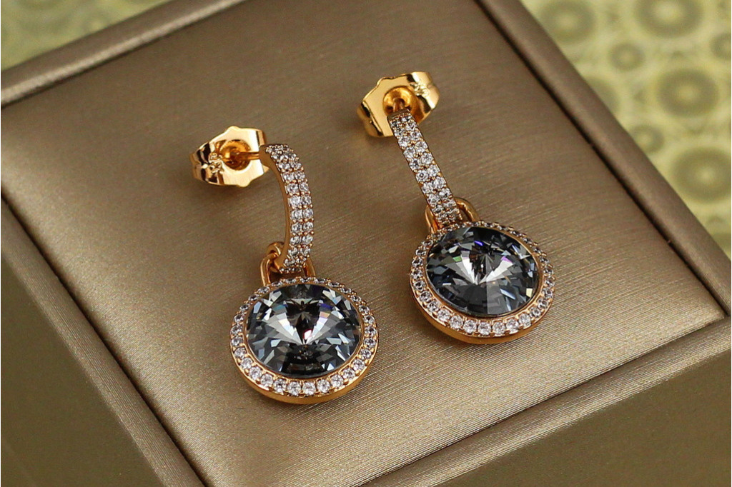 Сережки підвіски Xuping Jewelry Сваровськи Романс із чорними каменями 2,8 см золотисті