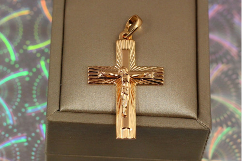 Крестик Xuping Jewelry Иисус в лучах 3.5 см золотистый