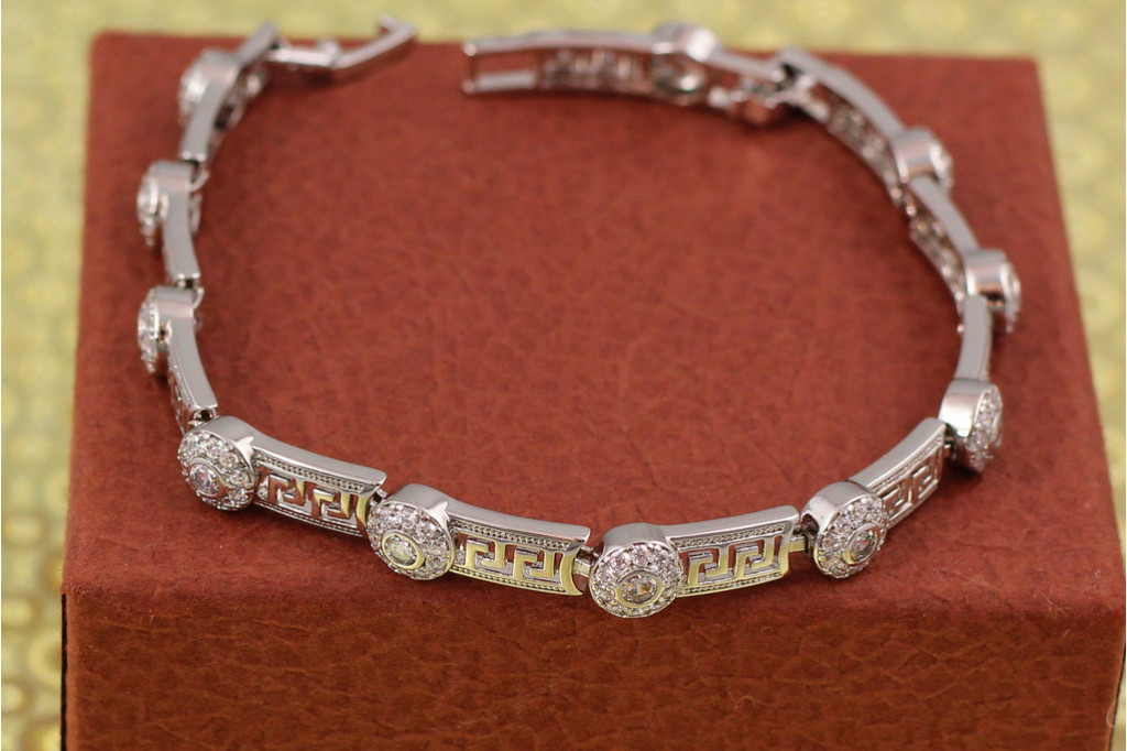 Браслет Xuping Jewelry версаче 22 см 7 мм серебристый