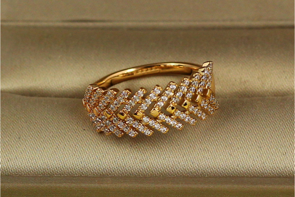 Кільце Xuping Jewelry шишка р 18 золотисте