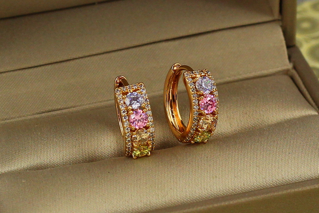 Сережки кільця Хuping Jewelry Оазіс з різнокольоровими каменями 1,5 см золотисті