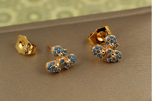 Серьги гвоздики  Xuping Jewelry незабудка с голубыми камнями 9 мм золотистые