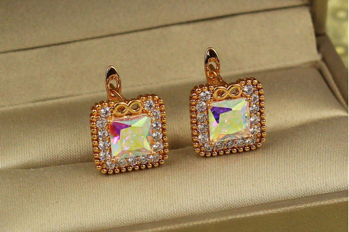 Сережки Xuping Jewelry вічність з каменем хамелеон 1,3 см золотисті