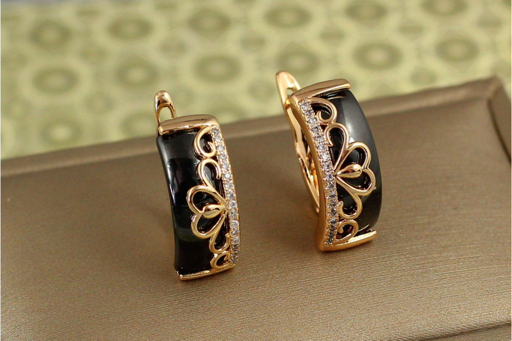 Серьги Xuping Jewelry  виньетка с черной керамикой 1,8 см золотистые