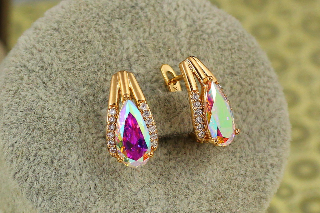 Сережки Xuping Jewelry Сонет з каменем хамелеон 1,7 см золотисті
