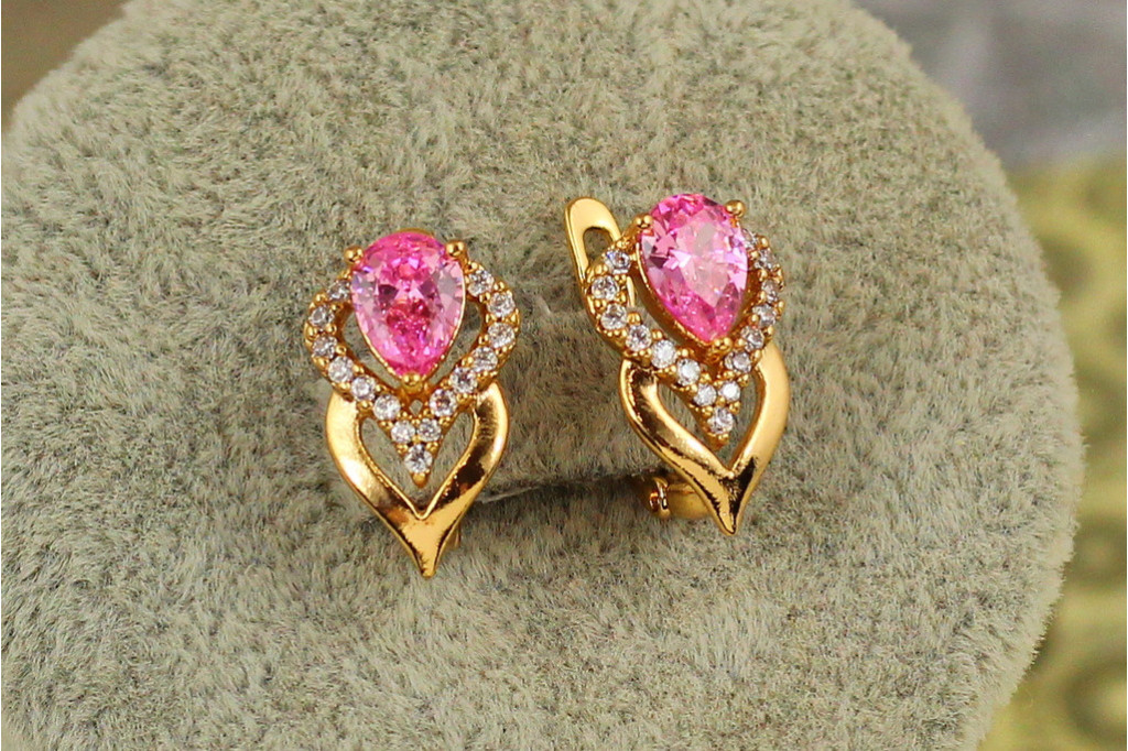 Серьги Xuping Jewelry Перина с розовым камнем 1,6 см золотистые