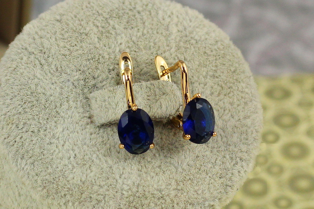 Серьги Xuping Jewelry солистка с синим овальным камнем 1,7 см золотистые