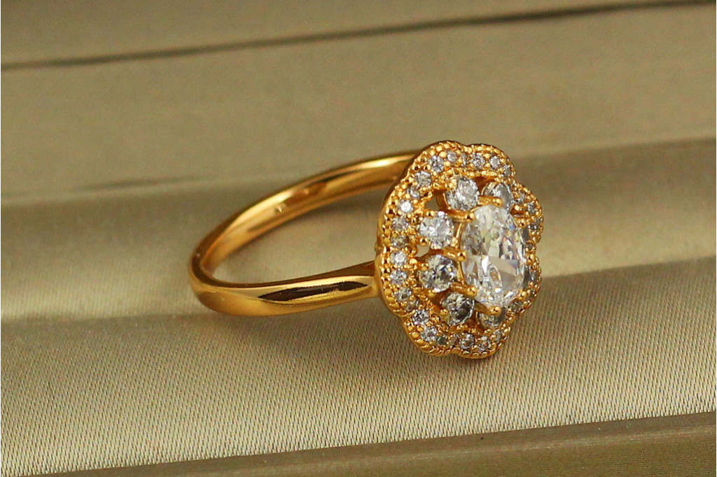 Кольцо Xuping Jewelry  Вернисаж р 20  золотистое
