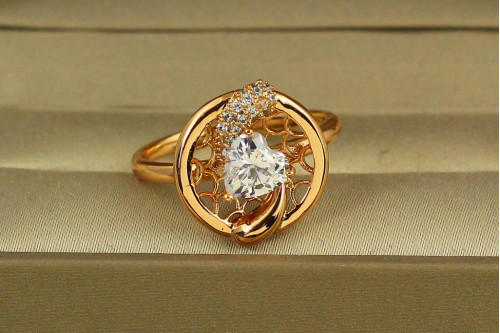 Кольцо Xuping Jewelry открытое сердце р 20  золотистое