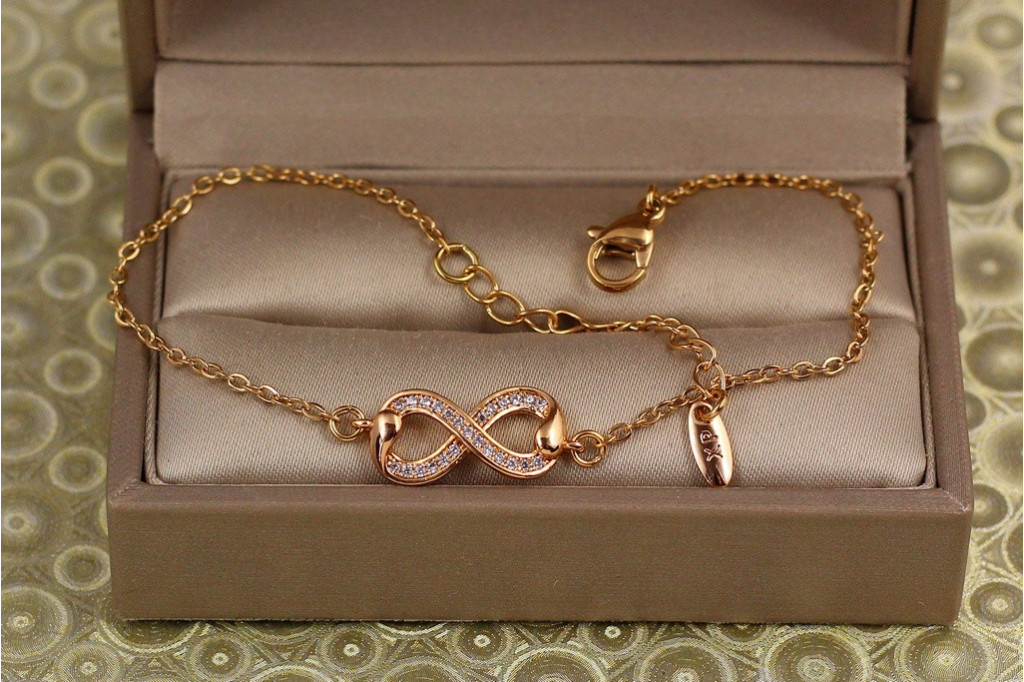 Браслет Xuping Jewelry  бесконечность 18 см золотистый