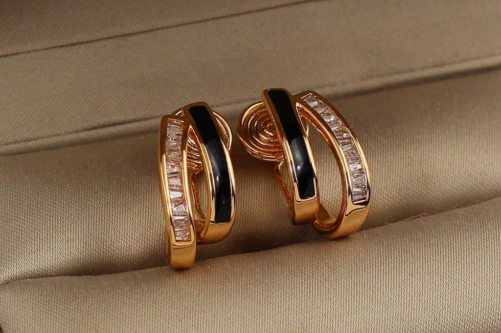 Сережки кліпси Xuping Jewelry Парус із чорнінням 1,8 см золотисті