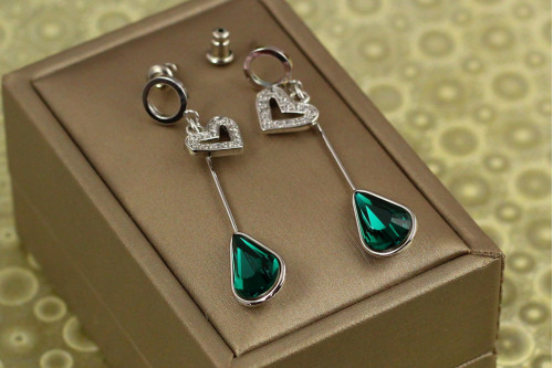 Сережки підвіски Xuping Jewelry Сваровськи Крапля із зеленими каменями 4,8 см сріблясті