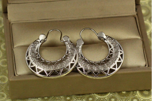 Сережки коромисла Xuping Jewelry Гета 3 см сріблясті