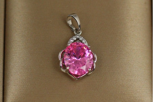 Кулон Xuping Jewelry Сицилия с  розовым камнем 1,9 см серебристый