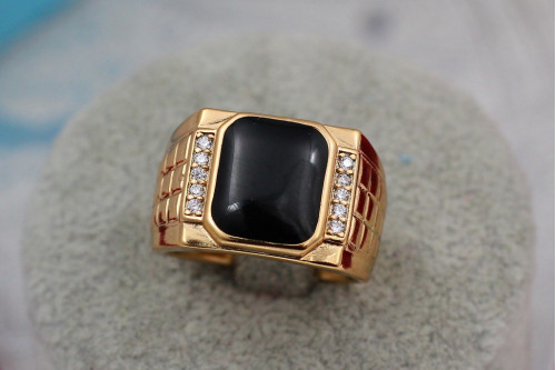 Печатка Xuping Jewelry квадратна чорна з двох сторін білі фіаніти р 19 золотиста