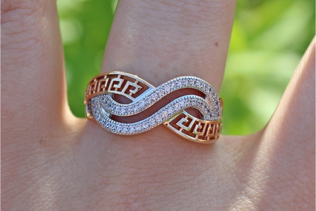Кільце Xuping Jewelry з родієм дві хвилі з грецьким візерунком р 16 золотисте