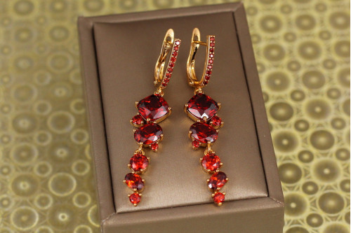 Сережки підвіски Xuping Jewelry гроно винограду з червоними каменями 5,4 см золотисті