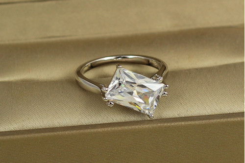 Кольцо Xuping Jewelry большой прямоугольник р 18 серебристое