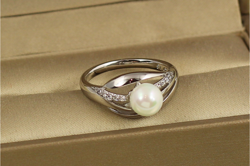 Кольцо Xuping Jewelry Дума с жемчужиной р 19 серебристое