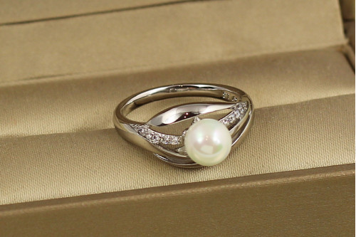 Кольцо Xuping Jewelry Дума с жемчужиной р 19 серебристое