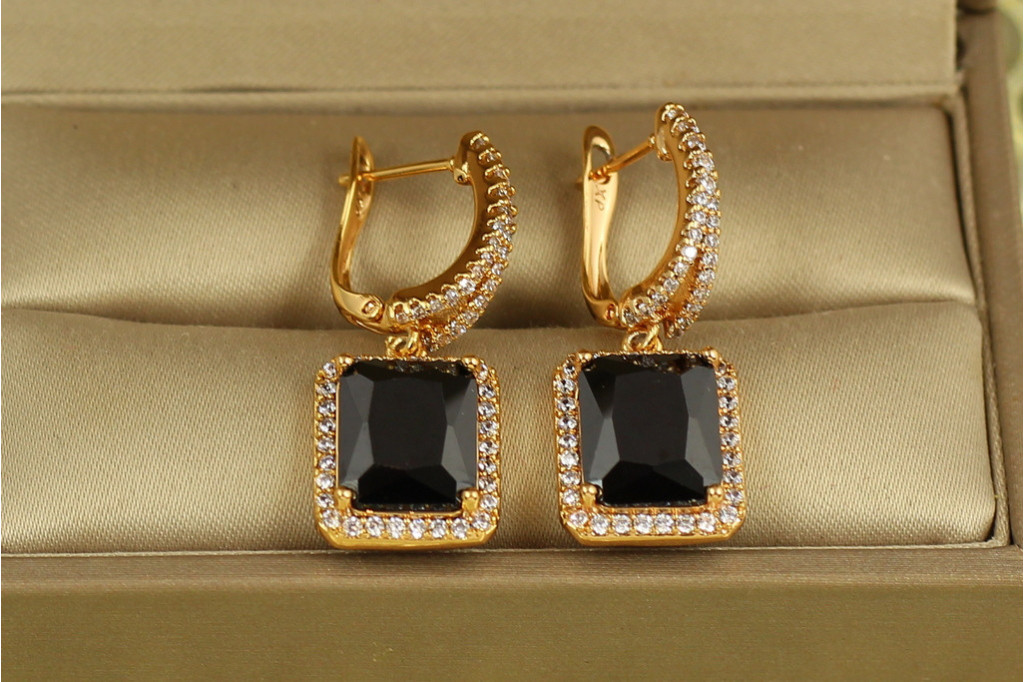 Сережки підвіски Xuping Jewelry авангард з чорним каменем 3 см золотисті