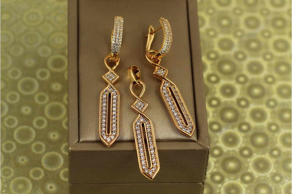 Набор Xuping Jewelry Королевский контур золотистый