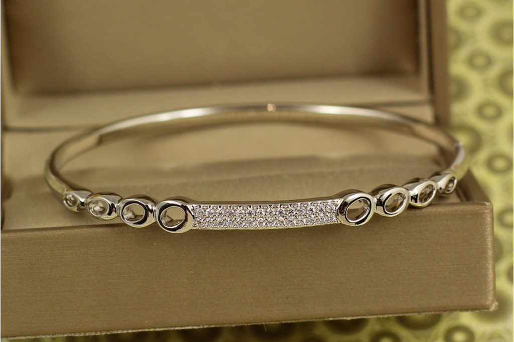 Браслет бэнгл Xuping Jewelry Серебряные орбиты от 17 см до 19 см серебристый