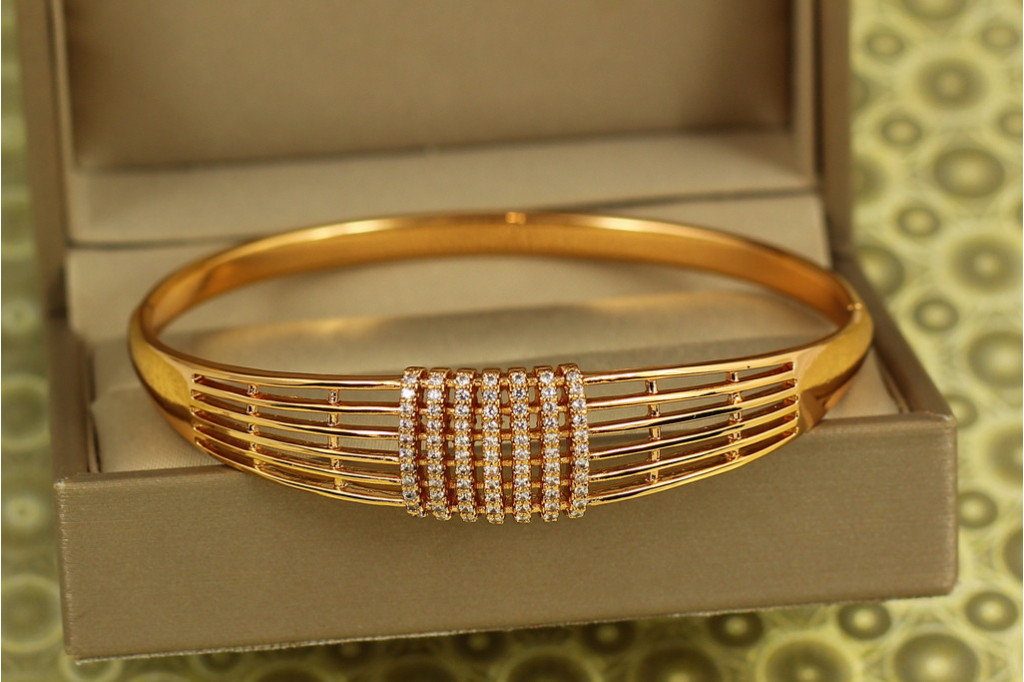 Браслет бенгл Xuping Jewelry Музика струн 60 мм на руку від 17 до 19 см золотистий